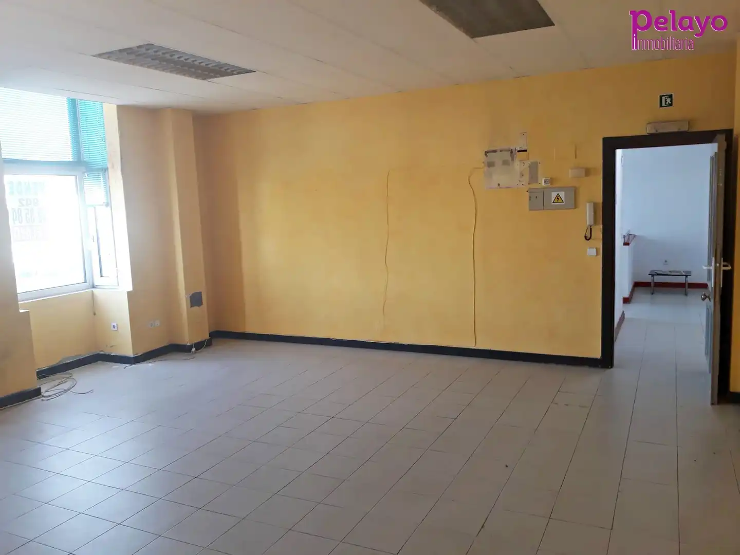 Büro zum Verkauf in Torrelavega 
