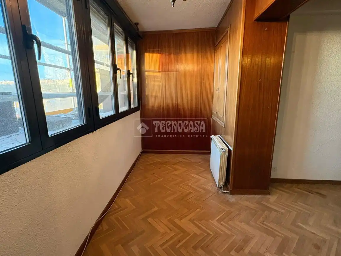 Dormitori de Pis en venda en Madrid