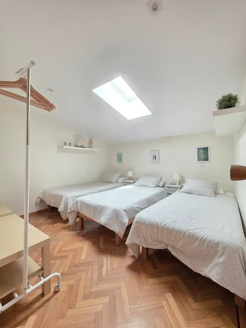 Bedroom of Duplexes for sale in Madrid  with Air Conditioner, Heating and Parquet flooring
