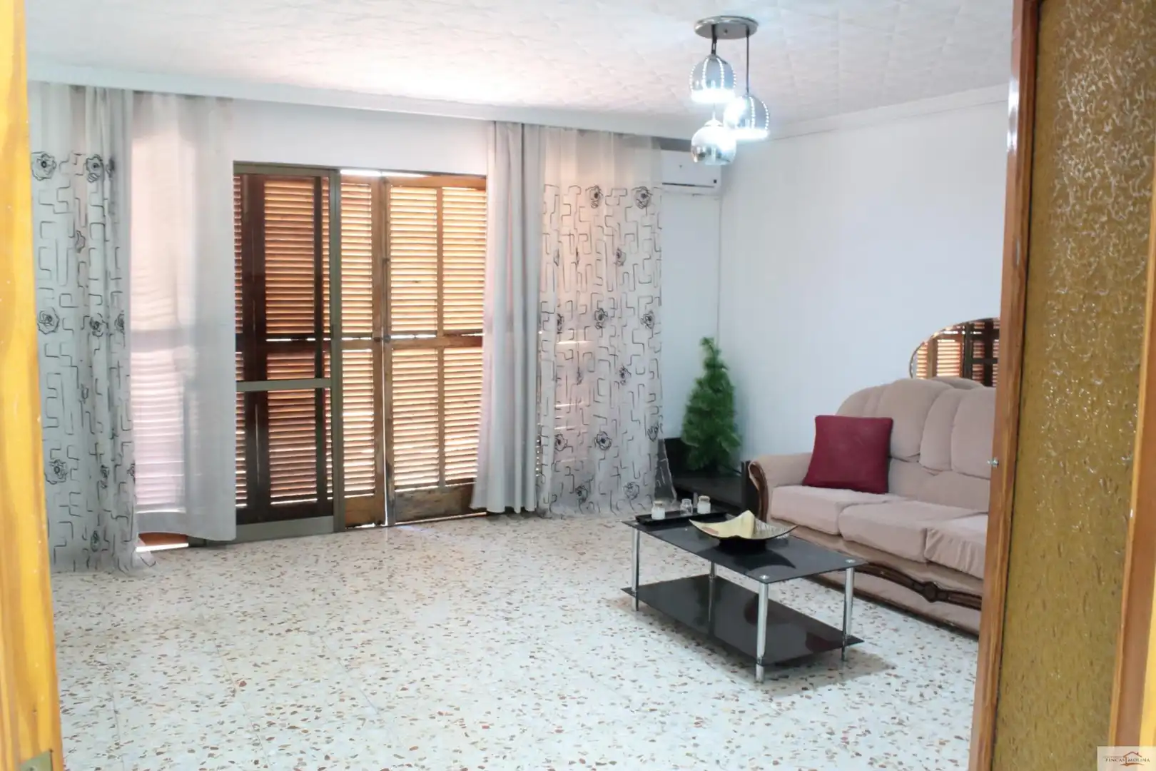 Sala d'estar de Dúplex en venda en  Palma de Mallorca amb Jardí privat, Terrassa i Piscina