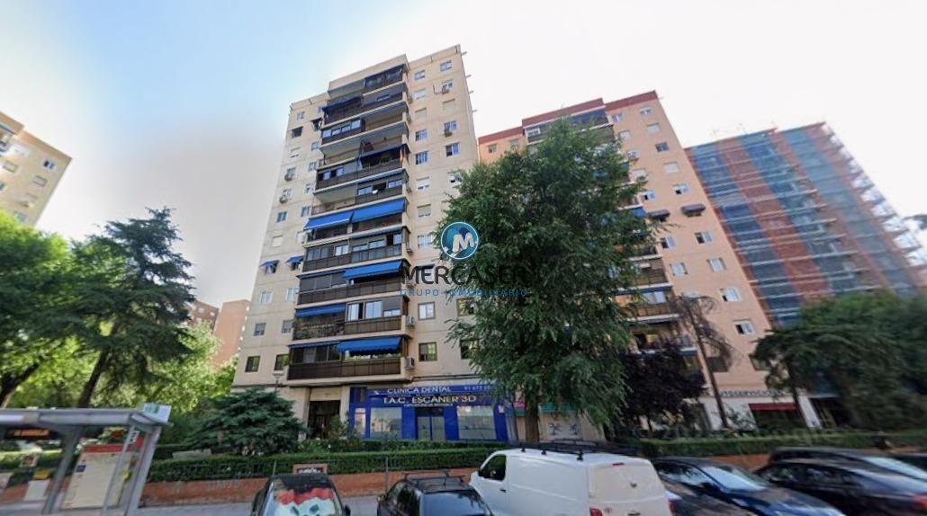 Exterior view of Flat for sale in Coslada  with Private garden and Terrace