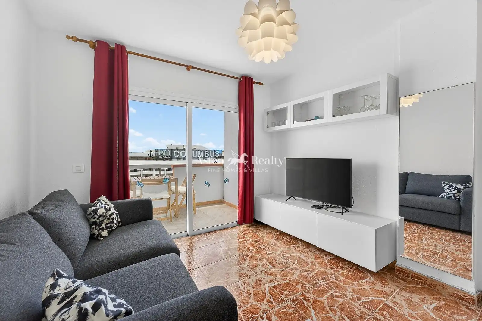 Wohnzimmer von Wohnungen zum Verkauf in Arona mit Terrasse, Schwimmbad und Möbliert