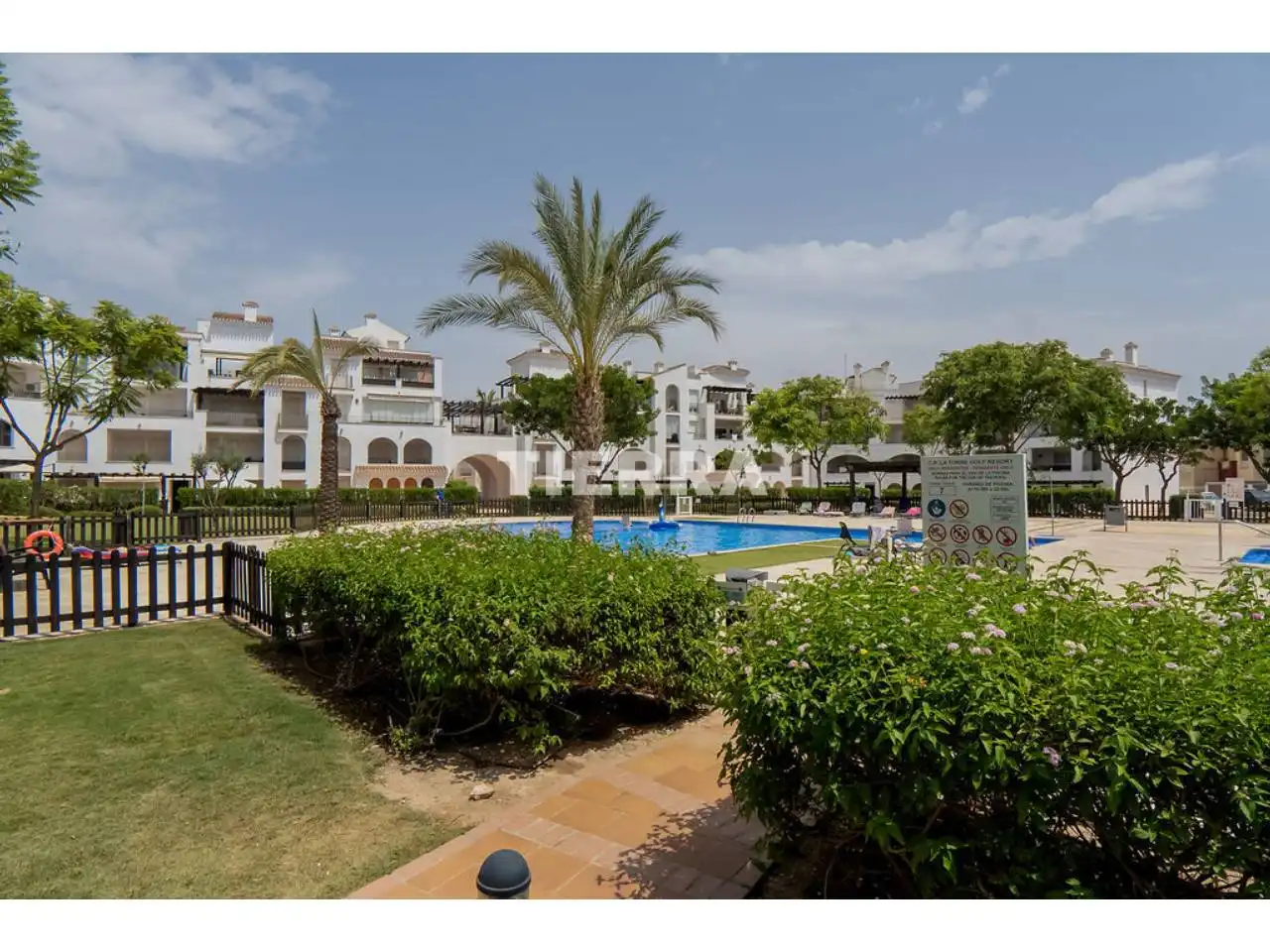 Vista exterior de Piso en venta en Torre-Pacheco con Terraza, Balcón y Piscina comunitaria