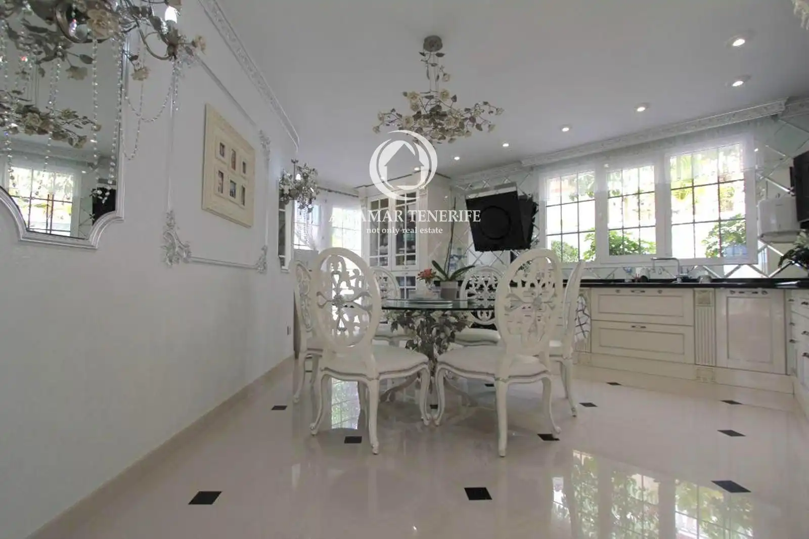 Casa con piscina en venta en CALLE ALCOJORA, imagen 10