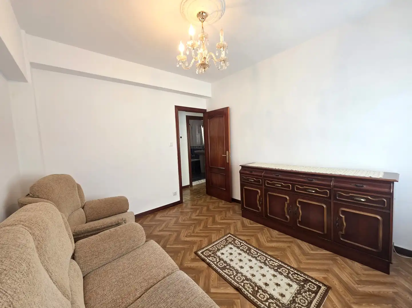 Living room of Flat for sale in Oviedo 