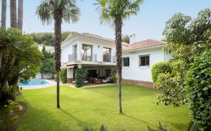 Garden of House or chalet for sale in Marbella  with Air Conditioner, Terrace and Swimming Pool