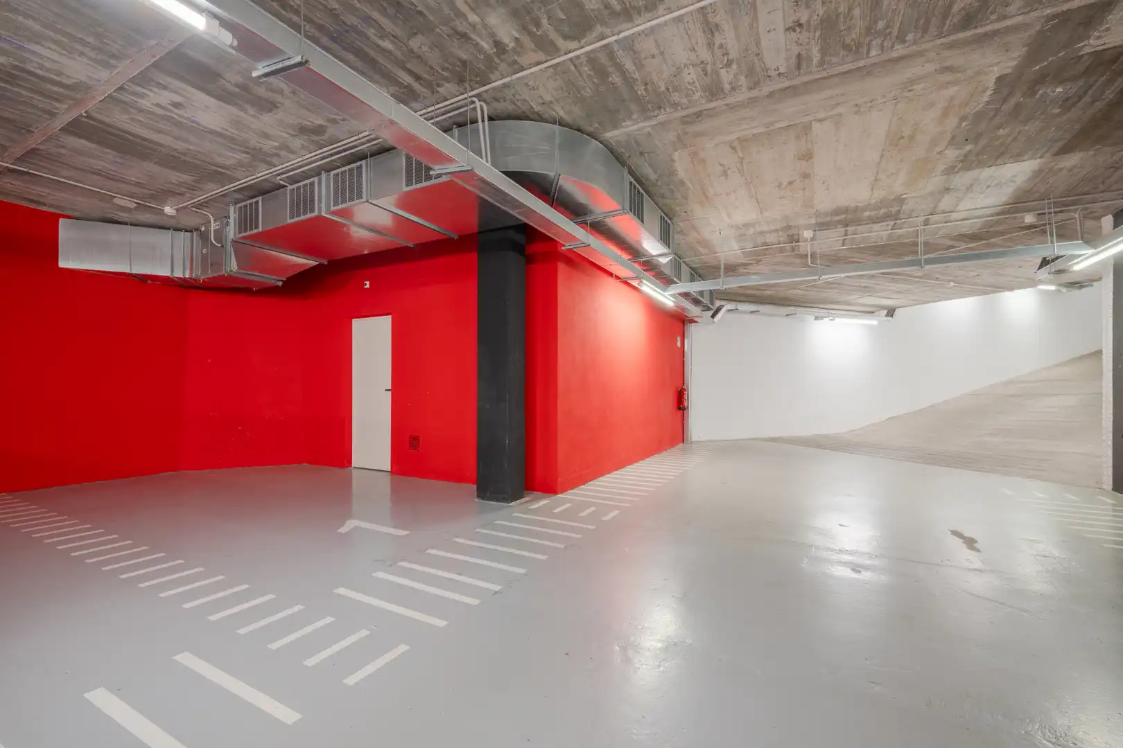 Parking of Flat for sale in Girona  with Air Conditioner, Heating and Parquet flooring