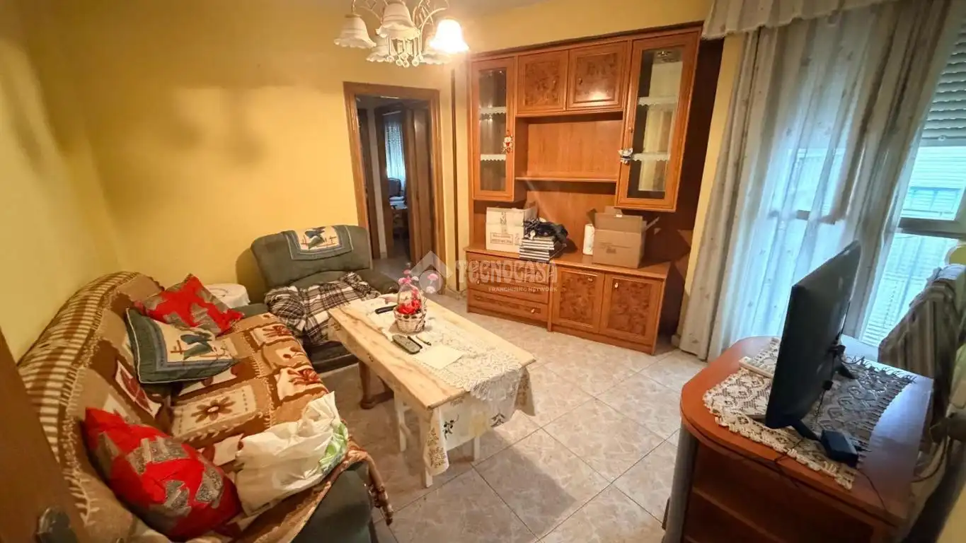 Sala d'estar de Pis en venda en Villaverde