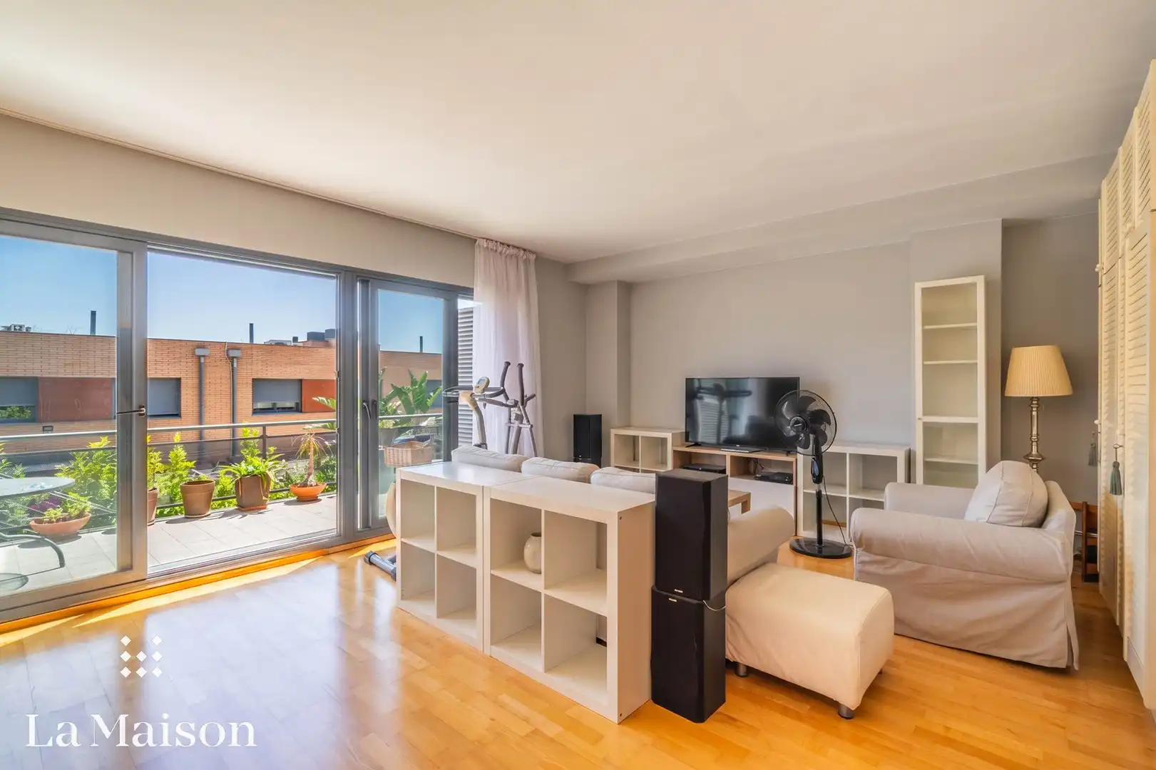Sala de estar de Casa adosada en venta en Cabrils con Aire acondicionado, Calefacción y Jardín privado