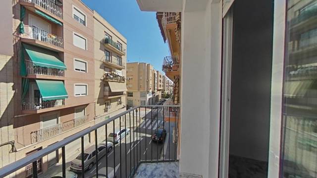 Piso en Venta en Elche - CL ESPERIDION PORTA REQUESEN en Carrús Este