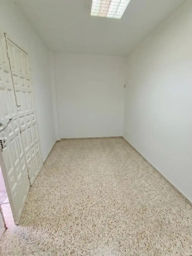 Habitación de Local en venta en Centro