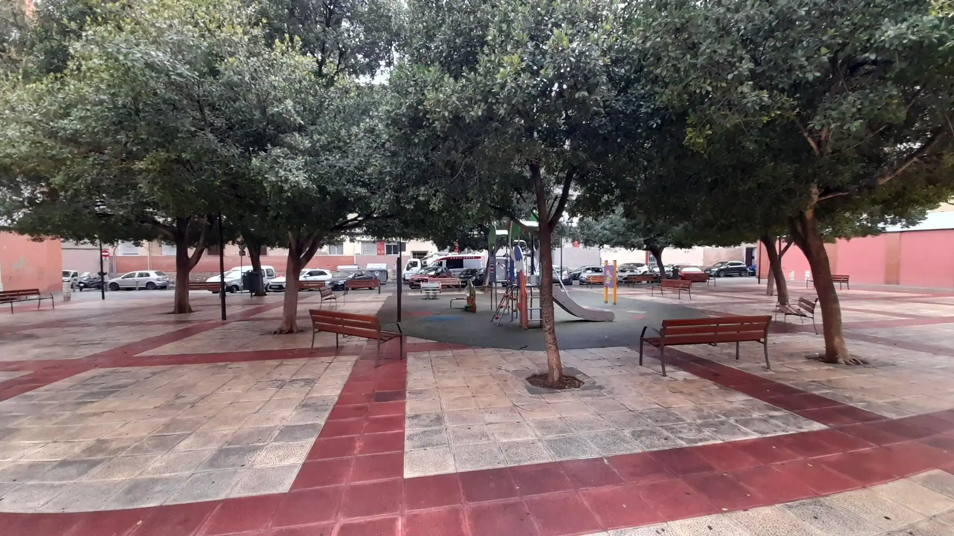 Baixos amb jardí en venda a LUIS BRAILLE, imagen 27