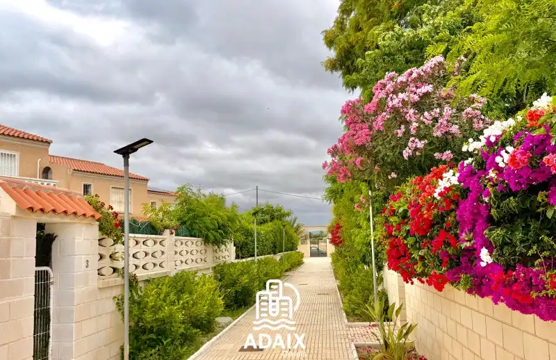 Garden of Detached homes for sale in El Campello  with Air Conditioner, Heating and Terrace