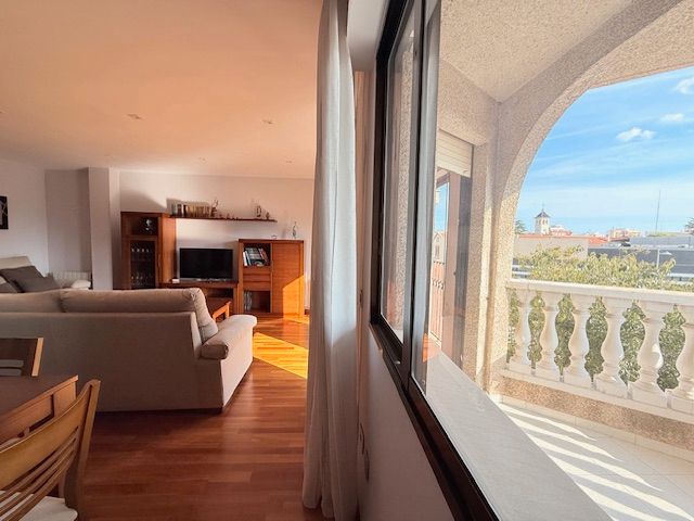 Sala d'estar de Pis en venda en Castellón de la Plana / Castelló de la Plana amb Aire condicionat, Calefacció i Parquet