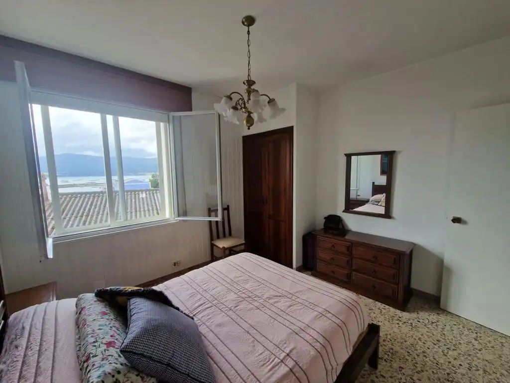 Habitación de Piso en venta en Boiro con Parquet, Trastero y Amueblado