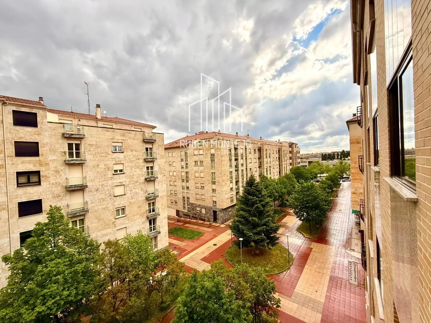 Exterior view of Flat for rent in Salamanca  with Heating, Terrace and Furnished