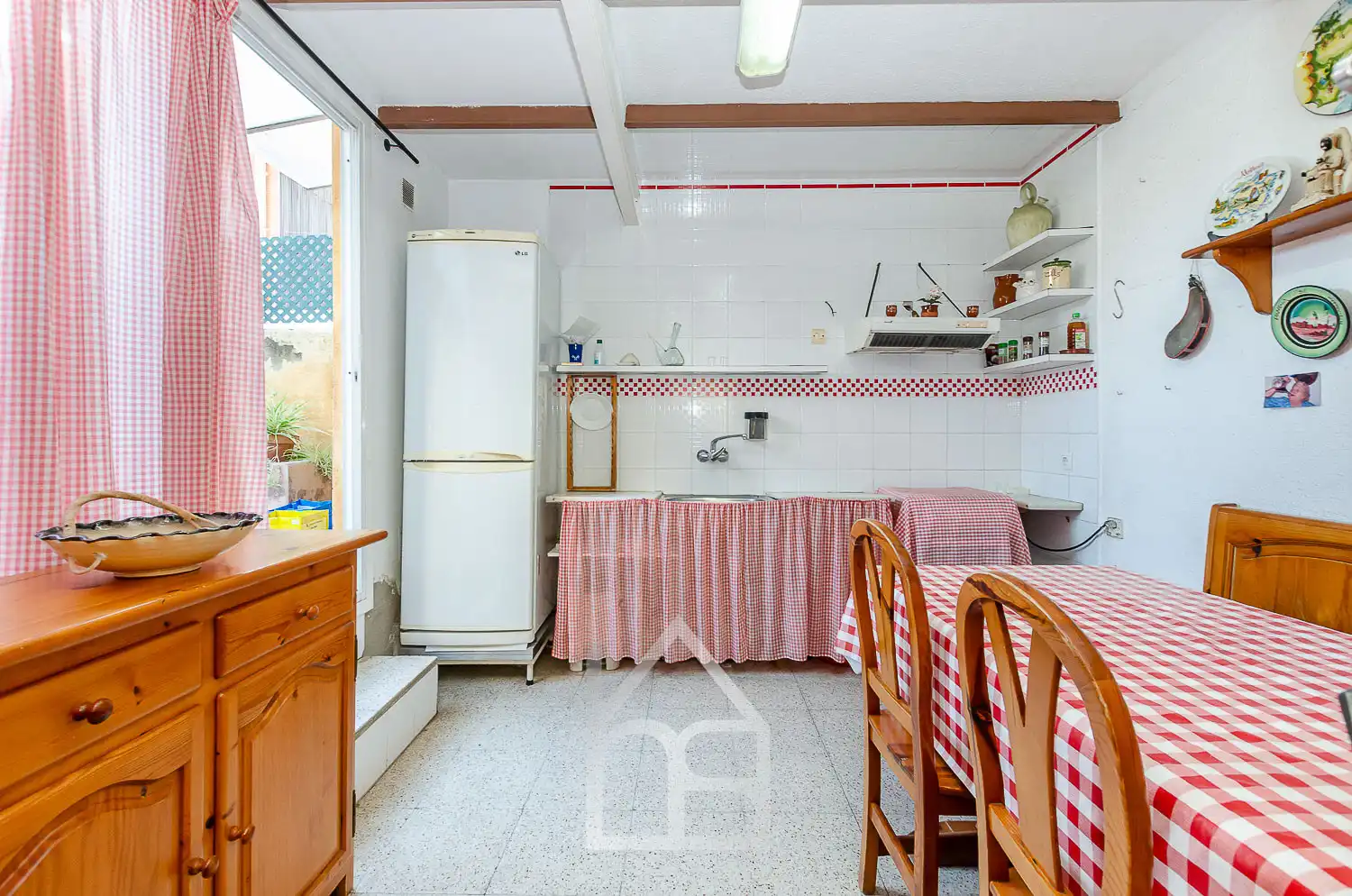 Adosado con terraza en venta en Carrer de Josep Torras i Bages, imagen 4