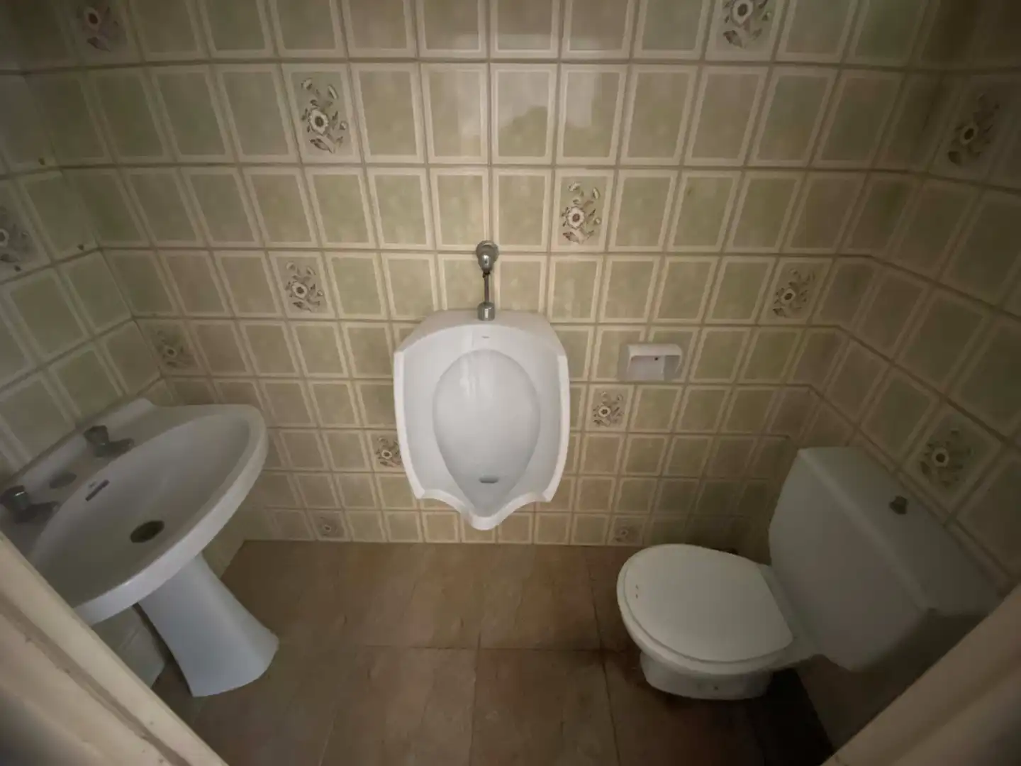 Local comercial en venta en Calle Antonio Lucio Villegas 64, imagen 5