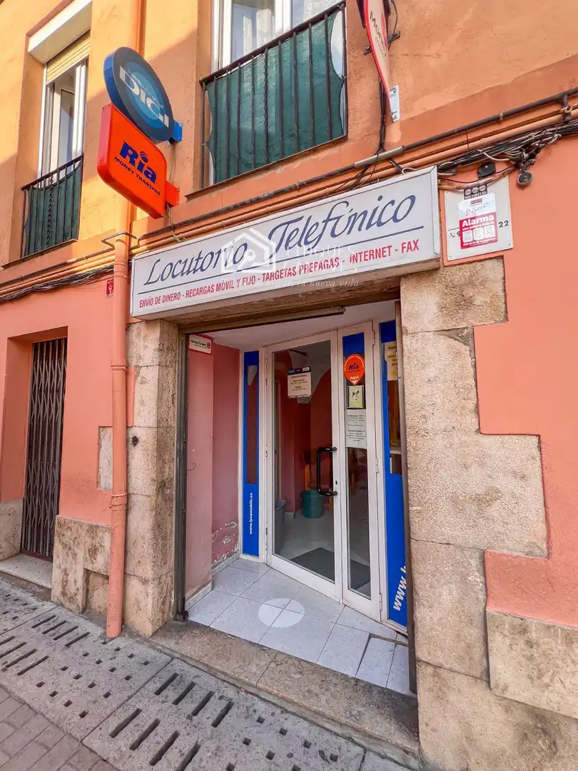 Geschaftsraum zum Verkauf in Banyoles