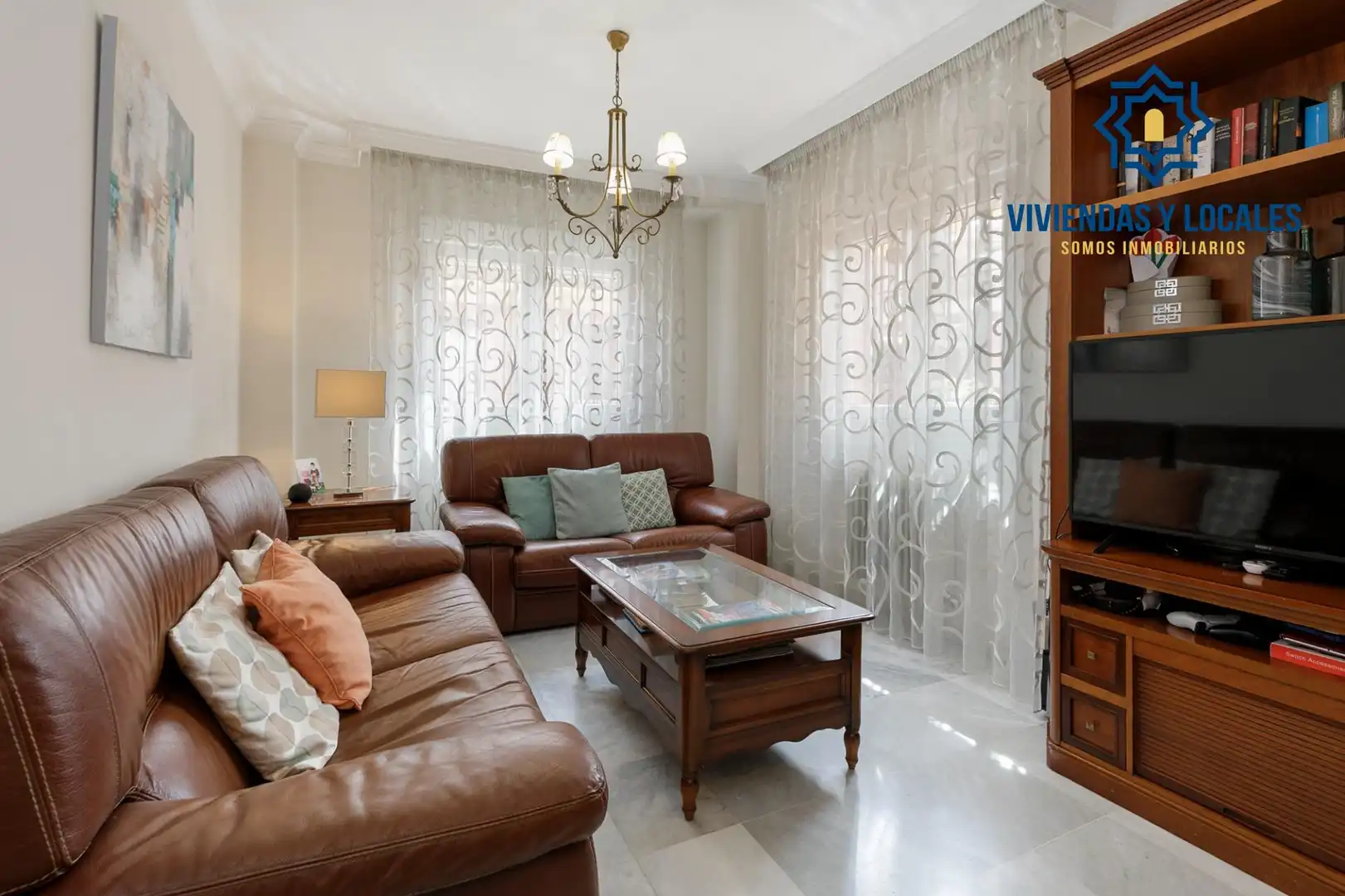 Casa adosada en venta en Angustias - Chana - Encina