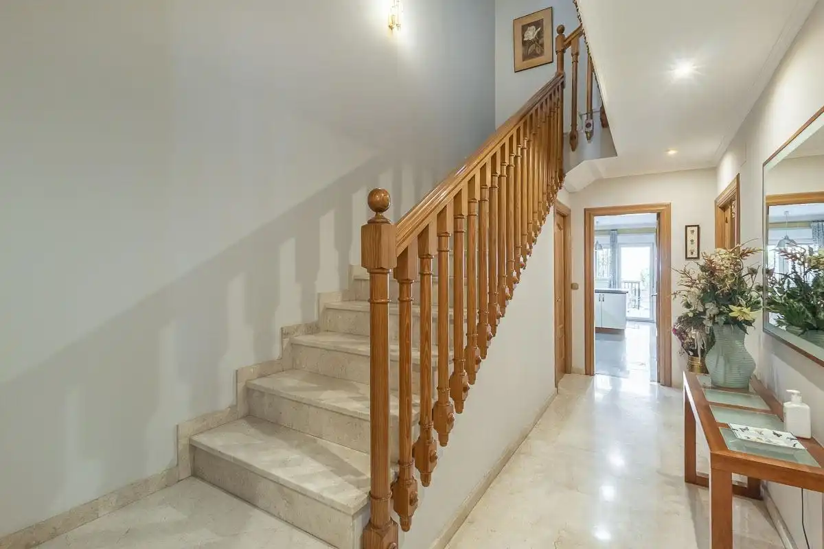 Casa adosada en venta en Granada con Calefacción, Jardín privado y Terraza