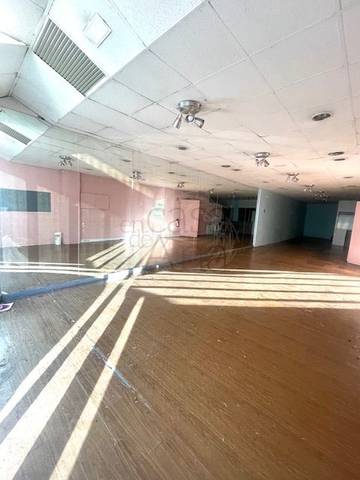 Local comercial en Alquiler en Avenida Enekuri en Arangoiti