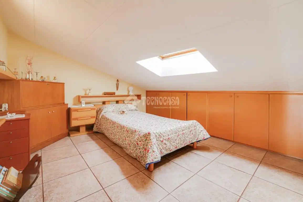 Schlafzimmer von Einfamilien-Reihenhaus zum Verkauf in Terrassa mit Terrasse