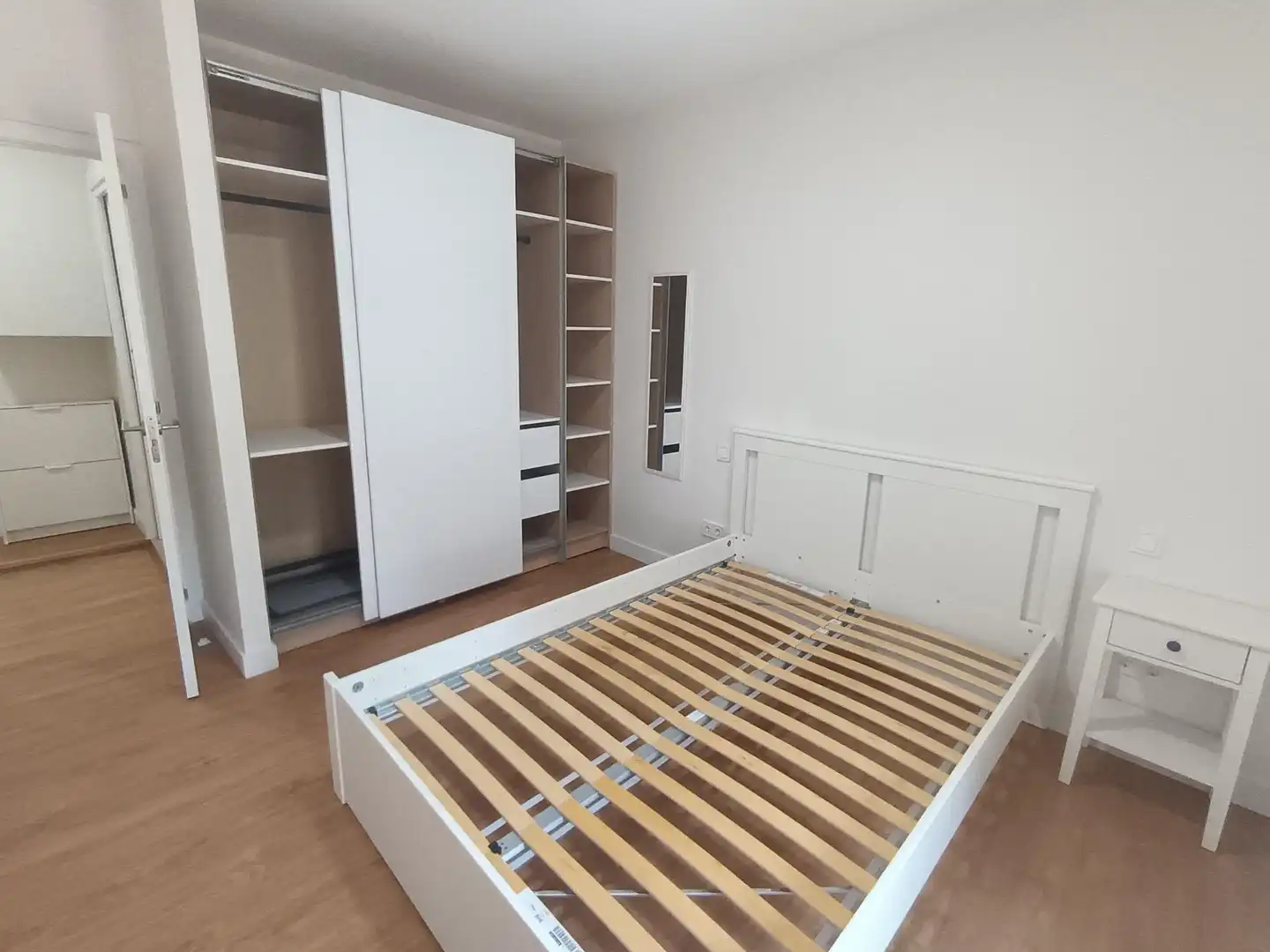 Schlafzimmer von Wohnungen zur Miete in Valladolid mit Klimaanlage, Heizung und Möbliert