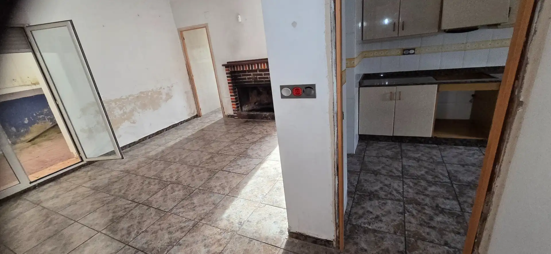 Detached homes for sale in Villena