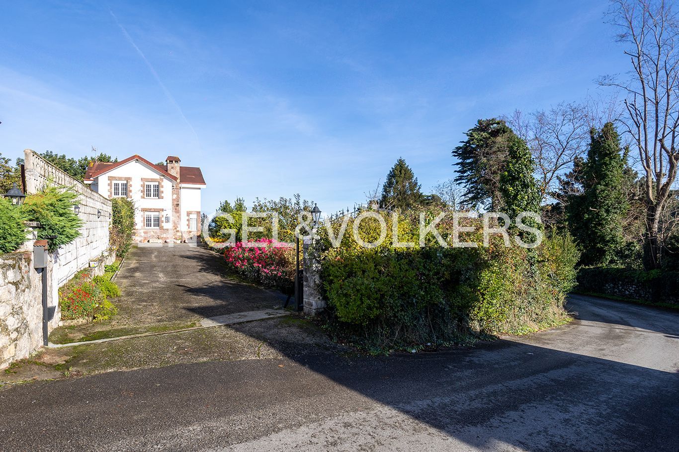 Exterior view of House or chalet for sale in Marina de Cudeyo  with Heating, Private garden and Terrace