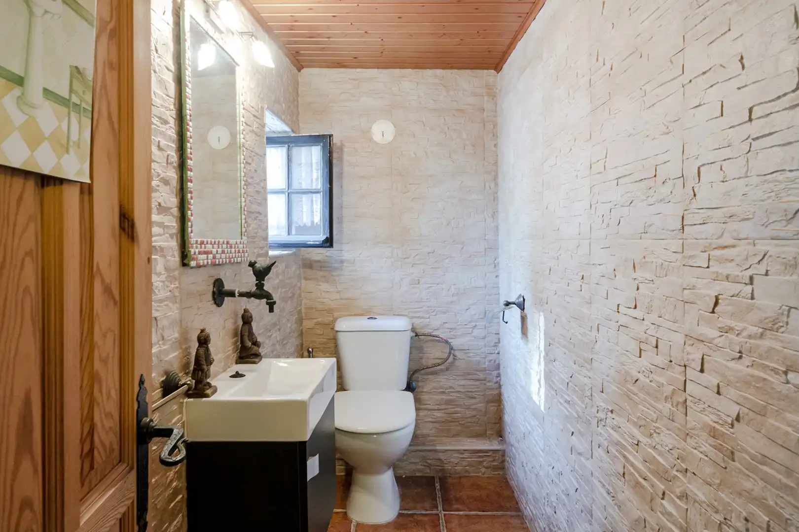 Bany de Finca rústica en venda en Banyeres del Penedès amb Jardí privat, Parquet i Piscina
