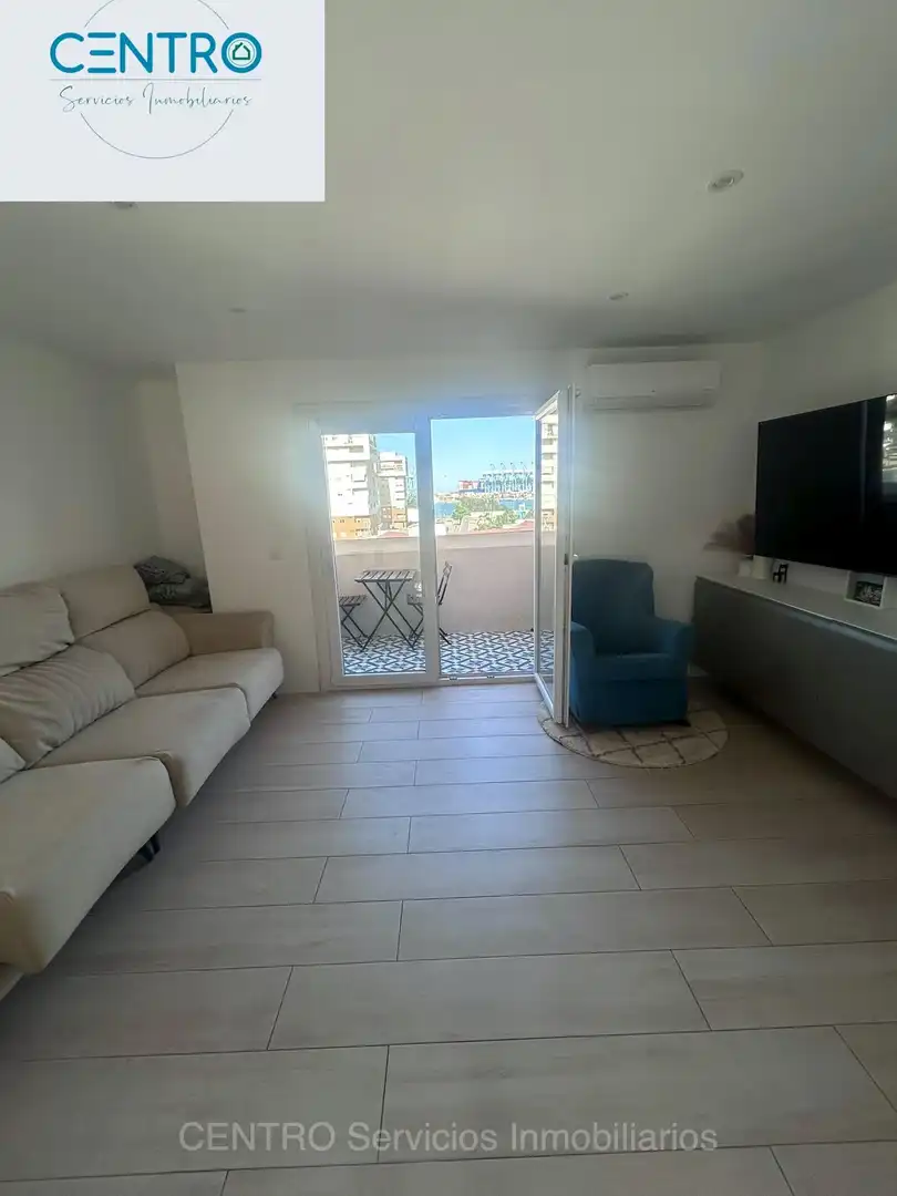 Balcony of Flat for sale in Algeciras  with Air Conditioner, Storage room and Furnished