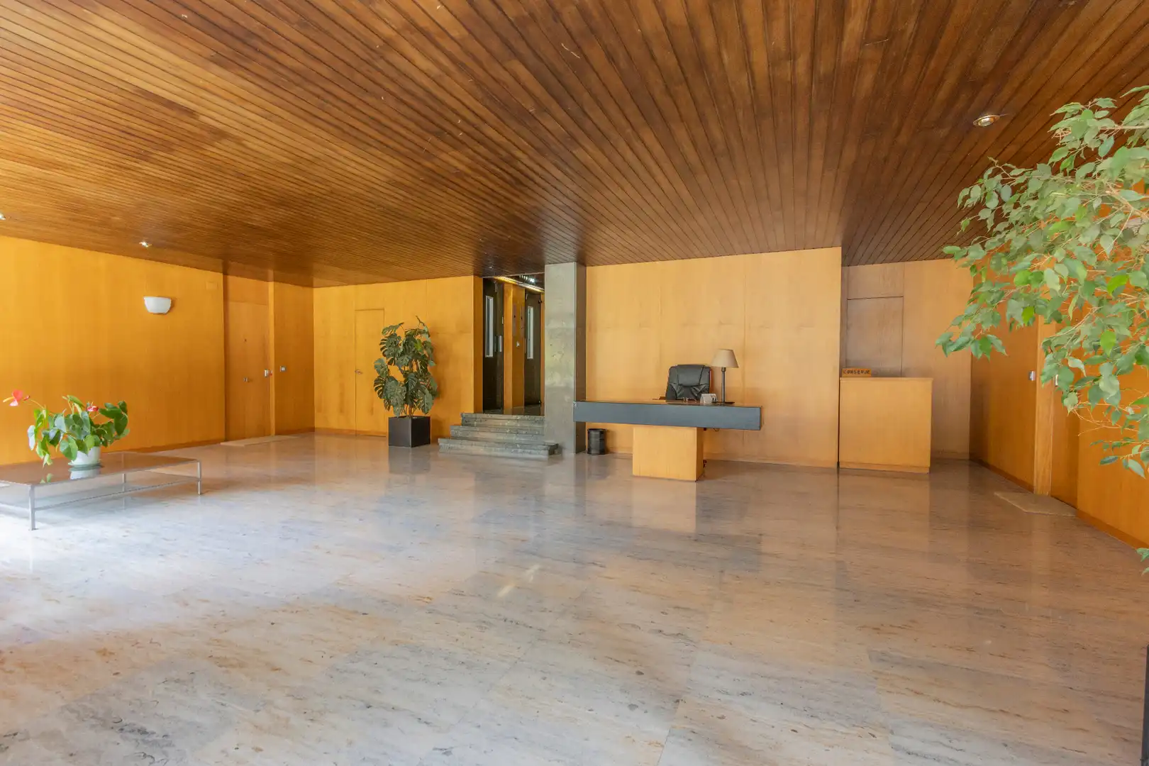 Office for rent in Barcelona  with Air Conditioner and Furnished