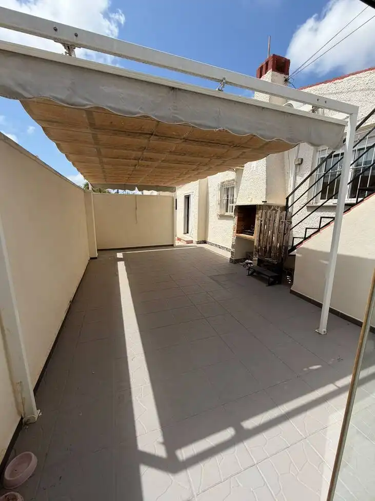 Casa aparellada amb piscina en venda a Orihuela Costa, imagen 19