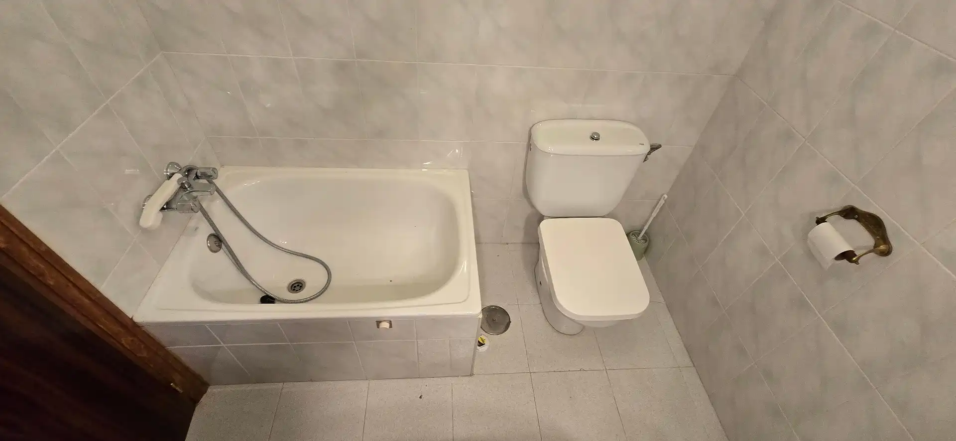 Badezimmer von Wohnung zur Miete in Villacastín mit Heizung, Möbliert und Ofen