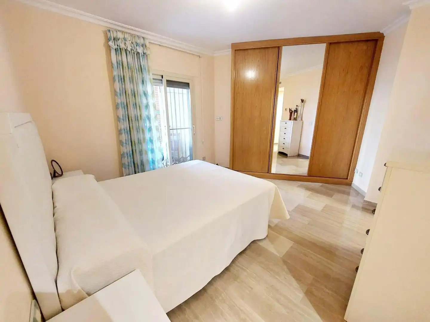 Piso con piscina en venta en GANDHI, imagen 23