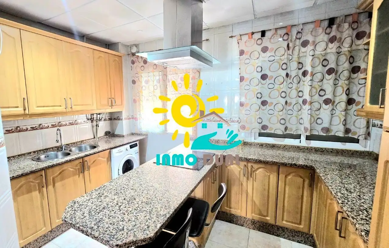 Cocina de Apartamento en venta en Badajoz con Aire acondicionado