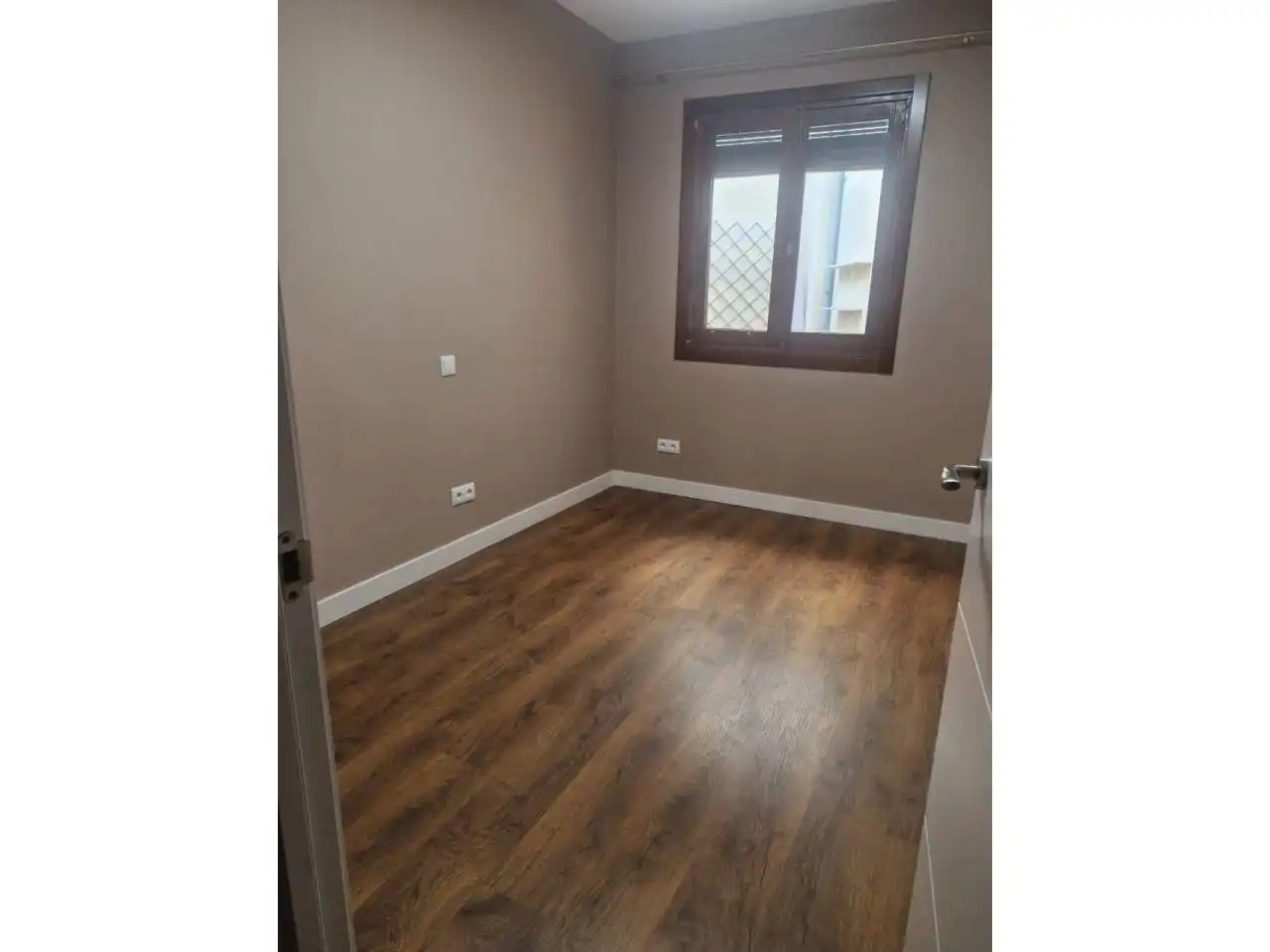 Bedroom of Flat for rent in Toledo  with Air Conditioner, Heating and Furnished