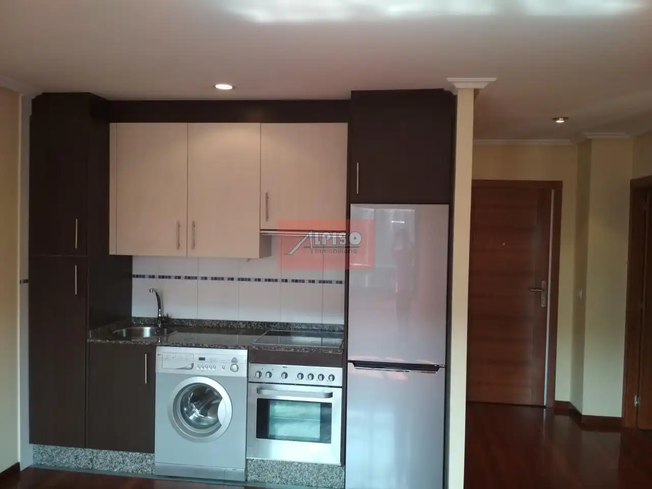 Kitchen of Apartments for rent in Ourense Capital   with Heating, Parquet flooring and Balcony
