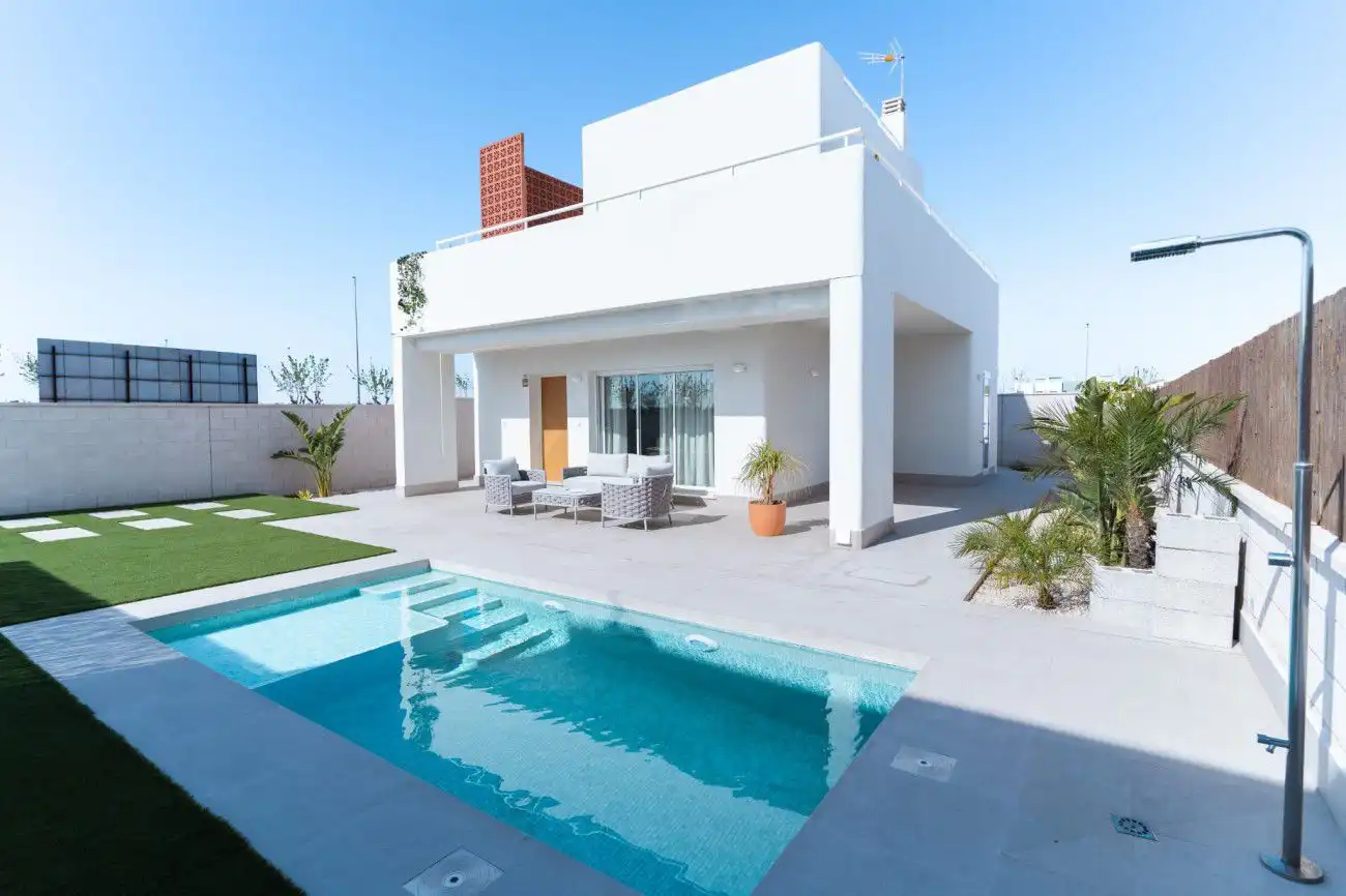 Villa mit Terrasse zum Verkauf in Pilar de la Horadada ciudad, imagen 2