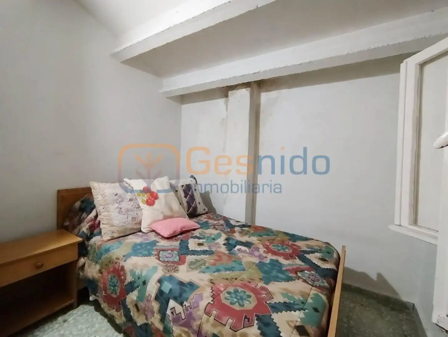 Schlafzimmer von Haus oder Chalet zum Verkauf in Torrecaballeros mit Heizung, Parkett und Abstellraum