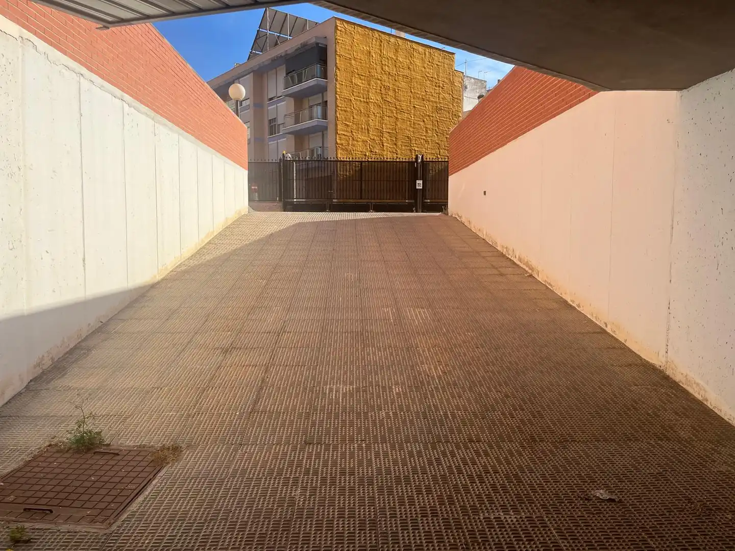 Parking de Piso en venta en Cartagena con Aire acondicionado y Balcón