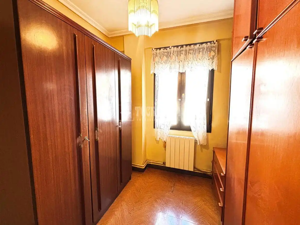 Habitación de Piso en venta en Camargo
