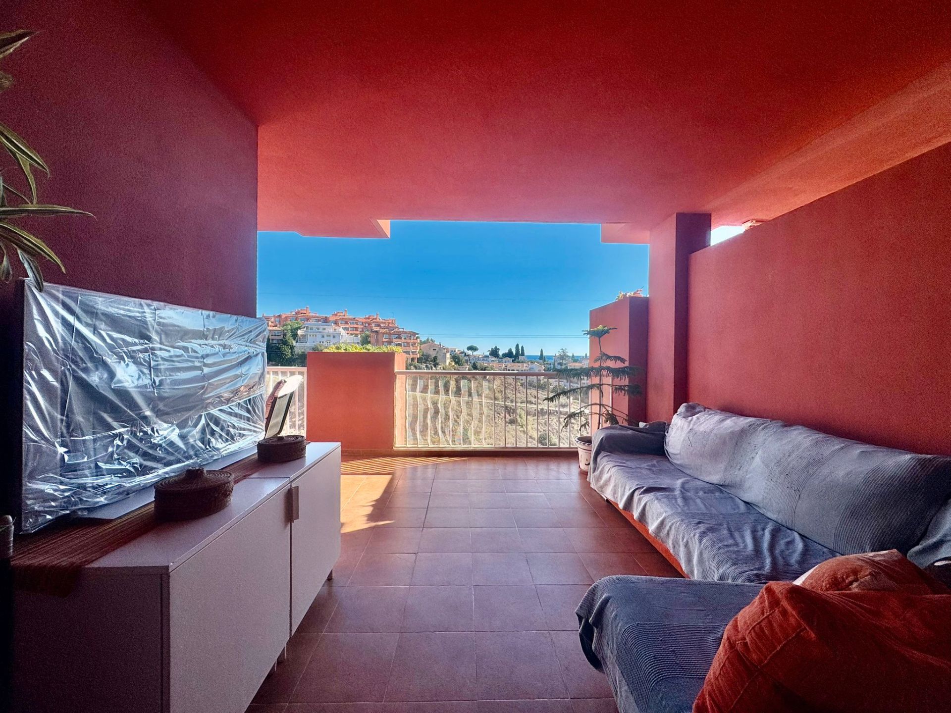 Exterior view of Apartment for sale in Fuengirola  with Air Conditioner, Heating and Terrace