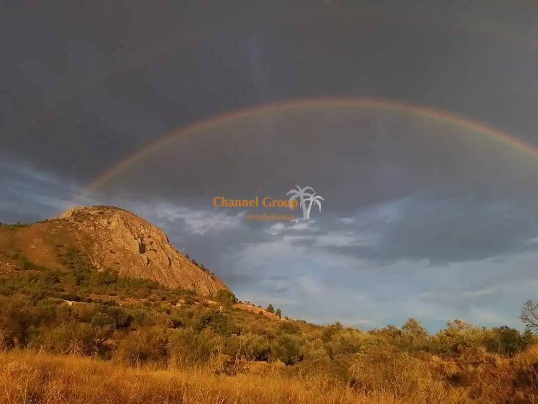 Finca rústica en venda a Benasau