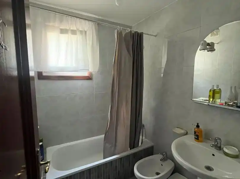 Badezimmer von Wohnung zur Miete in Acea de Olga - Augas Férreas