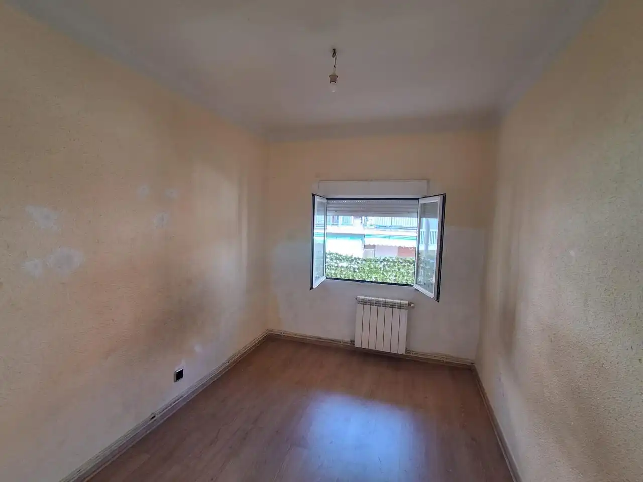 Bedroom of Flat for sale in Madrid  with Air Conditioner and Terrace