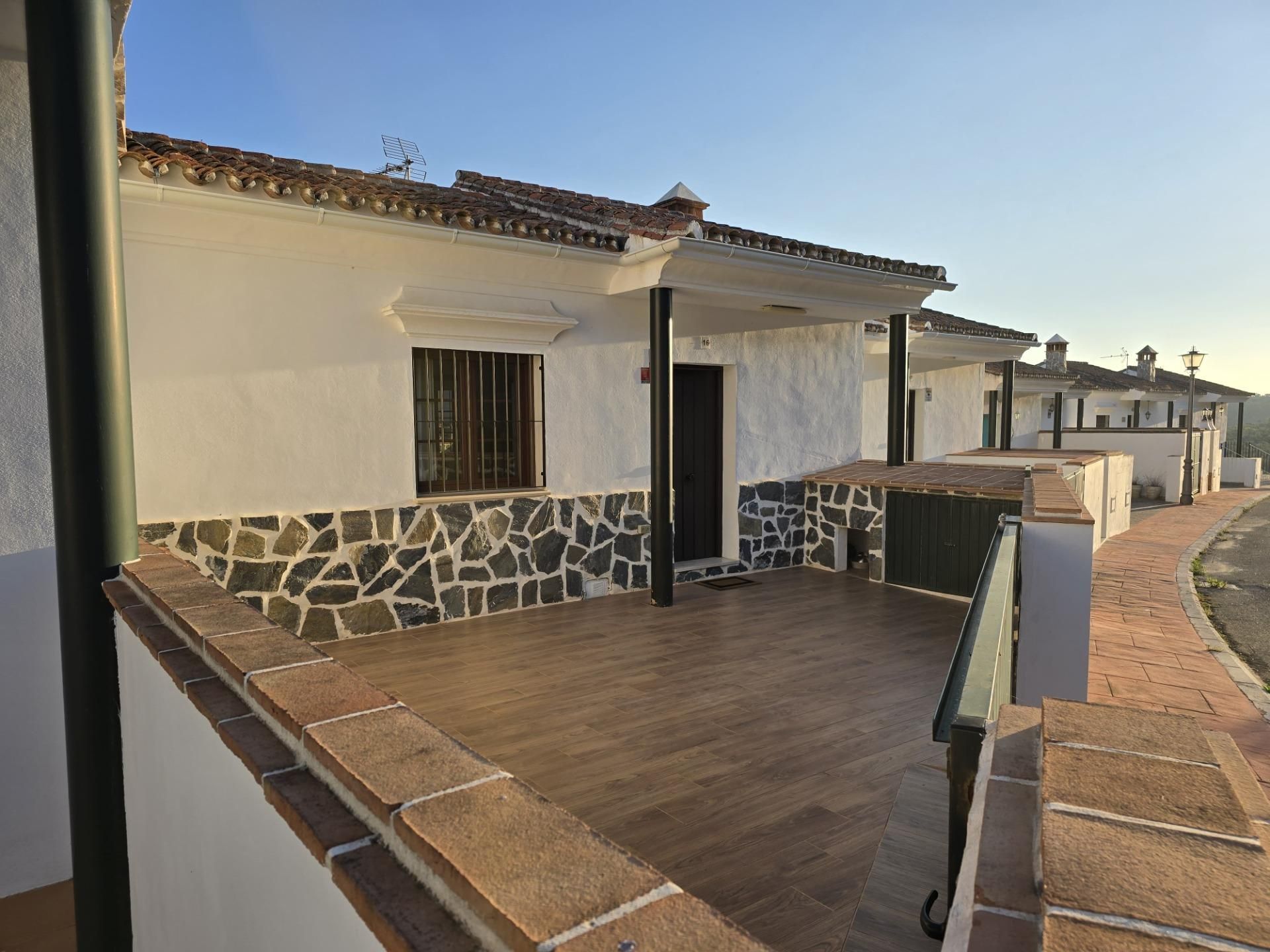 Exterior view of House or chalet for sale in Cazalla de la Sierra  with Air Conditioner, Heating and Private garden