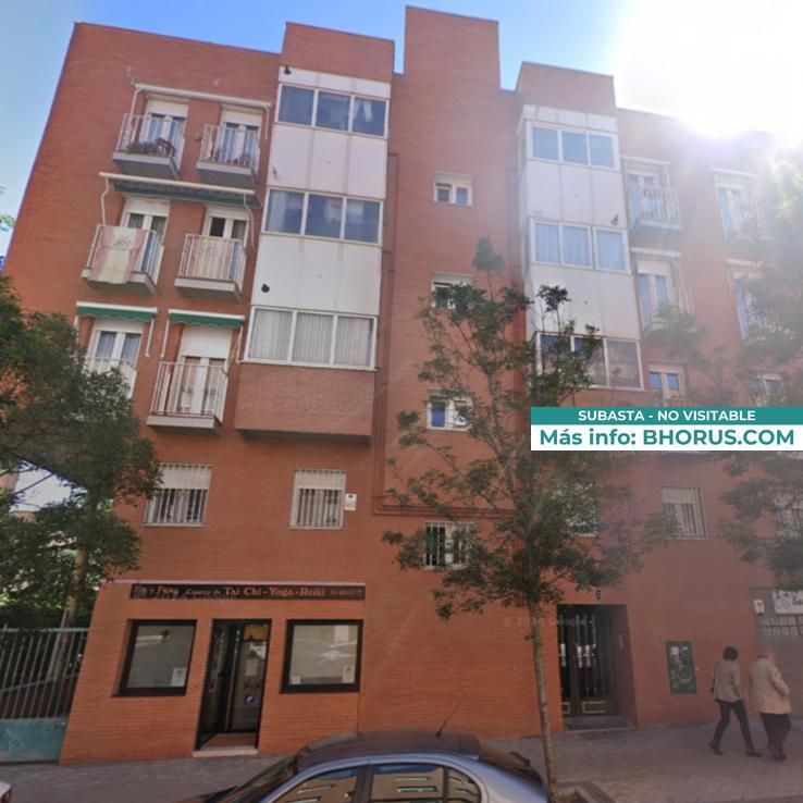 Exterior view of Flat for sale in  Madrid Capital  with Private garden