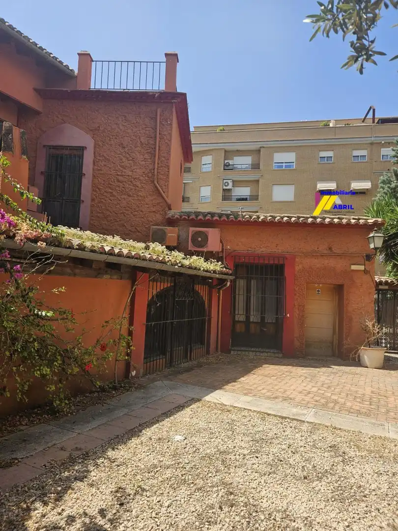 Casa adosada en venta en Xàtiva